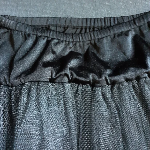 Black Goth Punk Tutu Petticoat - Picture 4 of 5